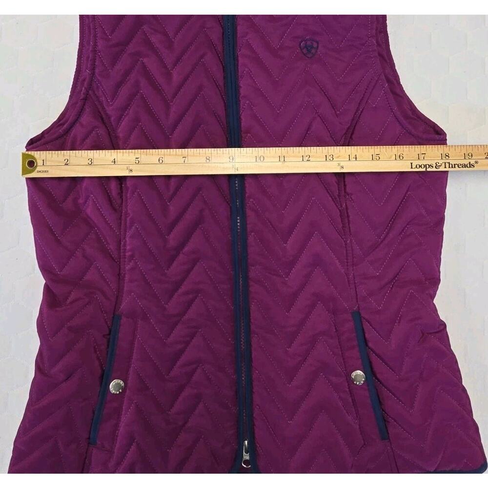Ariat Ashley Insulated Vest Women Small Berry Chevron Quilted Equestrian Rodeo - Picture 10 of 11